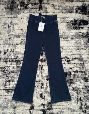 FRAME Jet Set Crop Mini Bootcut Pull-On Jeans in Keller